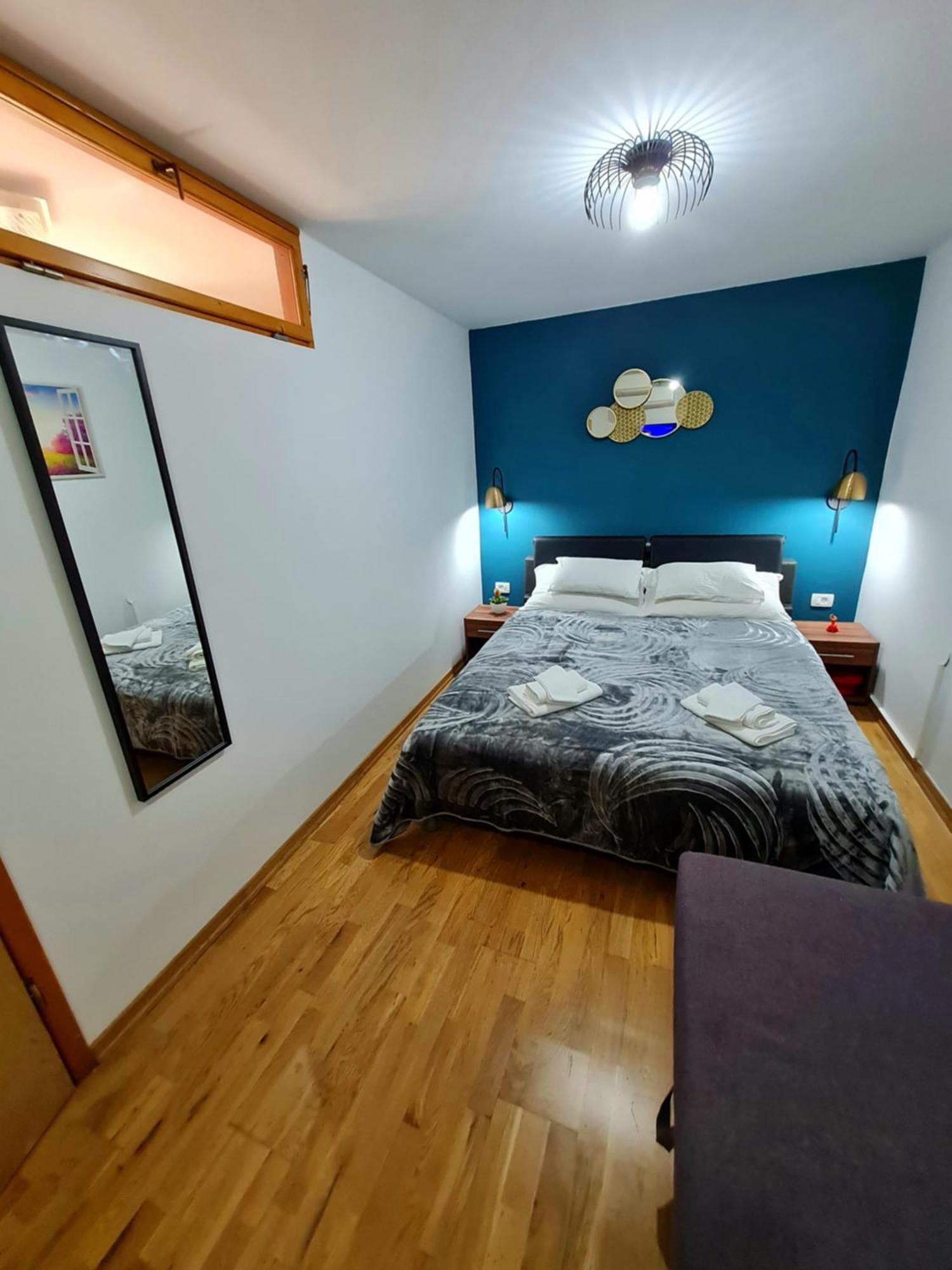 Inchy Accommodation - In The Center Of Diocletian'S Palace สปลิท ภายนอก รูปภาพ