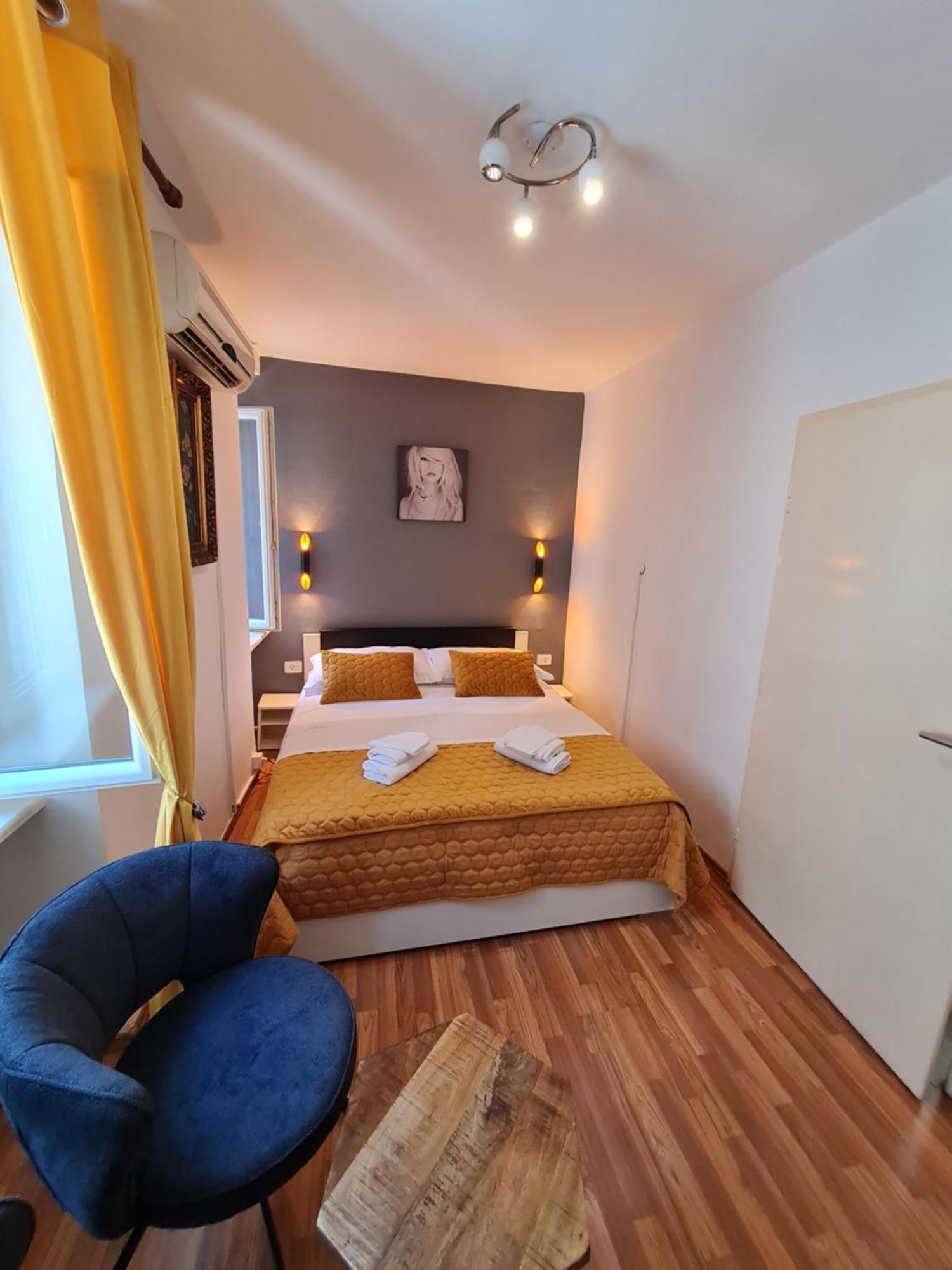 Inchy Accommodation - In The Center Of Diocletian'S Palace สปลิท ภายนอก รูปภาพ